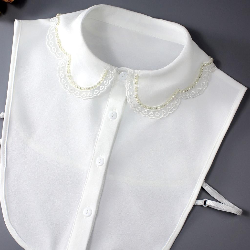 1 stk dame rutete volangkrave med perlebesatt dukkekrage, blonder og blomsterdekorasjoner, egnet for å matche med