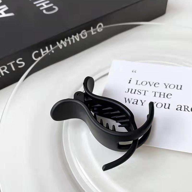 High ponytail fixer hairpin back head plate hair anti-collapse frosted grab clip Korean high-end shark clip headgear claw clip