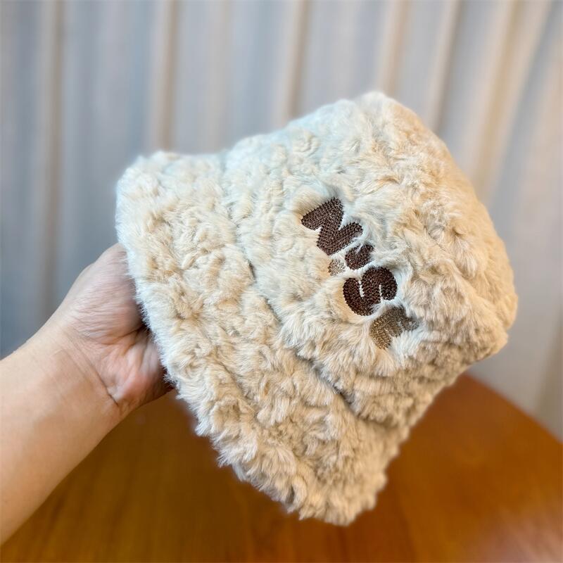 Neuer Plüsch Fischerhut für Damen im Winter Verdickt und warm Großer Kopfumfang Winter Koreanischer Stil Ins Trendig Buchstaben Vielseitiger Bucket Hat