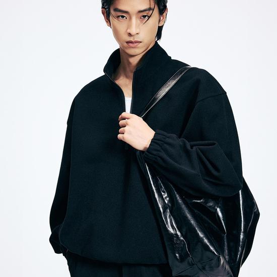 TNGT Oversized Fleece Quarter Zip Sweatshirt - Black S