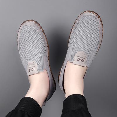 Herren Hollow Out Slipper Herren Leichte Slipper Neuankömmling Herren Casual Fahrschuhe Hohe Qualität Männlich Allround-Flats