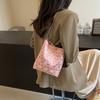 Shoulder Bag Commuting Shopping Bag Personality New Large Capacity Bag Handbag Women's Bag Trendy Casual Bucket Bag