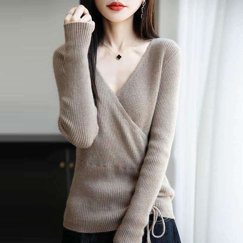 Japanese V-Neck Wool Kimono Top - Autumn/Winter, Slim-Fit, Long Sleeve, Drawstring French Cross Design.