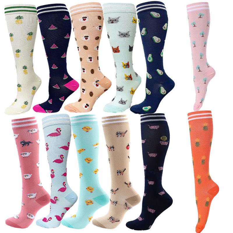 6-teiliges grenzüberschreitendes Kompressionssocken-Set: Überknie-, Yoga- & Wadensocken