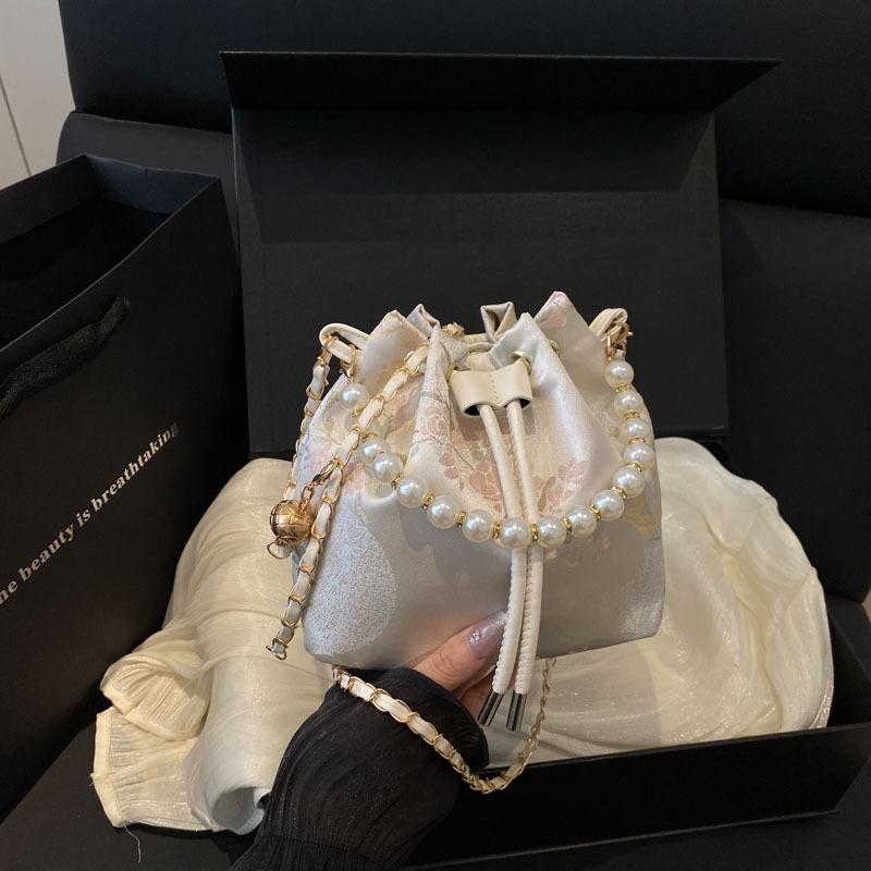 2026 Новый китайский стиль Ципао Сумка-ведро на шнурке с жемчугом Большая вместимость Сумка через плечо белый