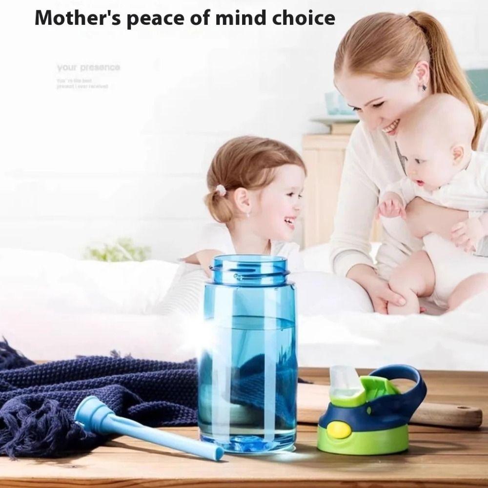 Leakproof Baby Feeding Cup with Straw Sports Water Bottle Portable Baby Training Cup  For Children