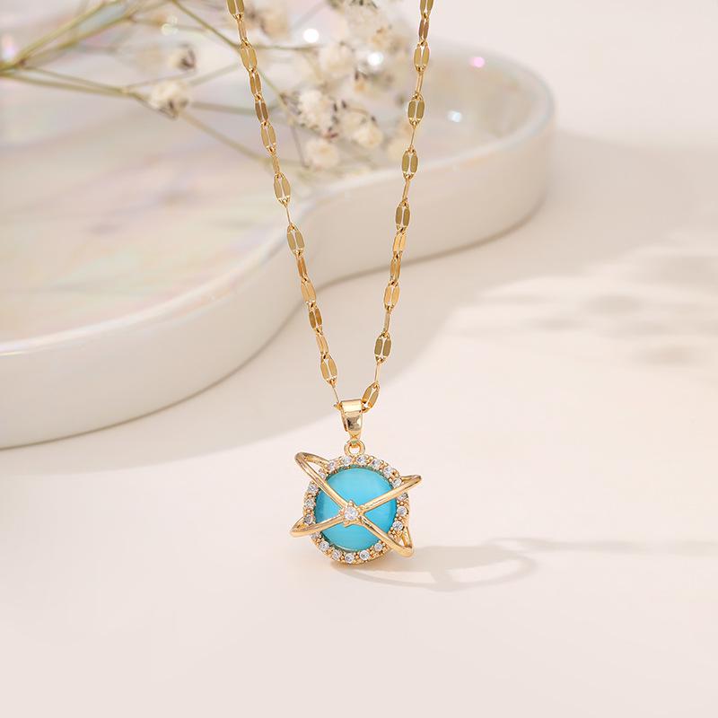 Titanium Steel Non-fading Necklace - European & American Style, Light Luxury, Versatile Korean Fashion, Perfect for Women and Girlfriend Gifts.