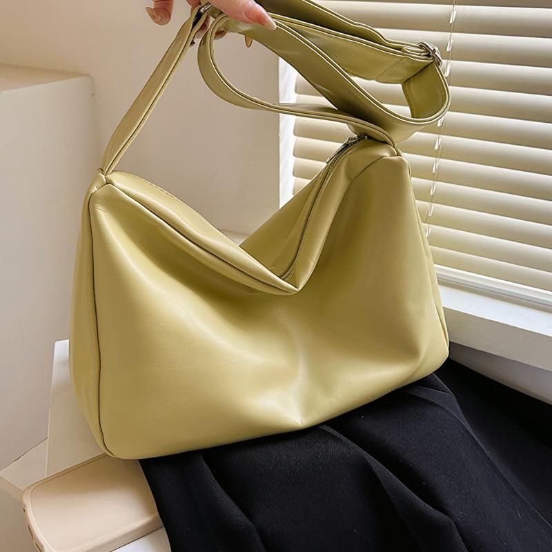 Urban Simple Large Shoulder Bag For Women Casual Daily Use Minimalist Style Tote Bag