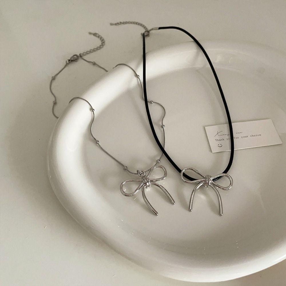 Silver Bowknot Necklace Classic Bowk Clavicle Chain Beauty Snake Chain Choker  Party