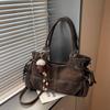 Urban Minimalist Pu Handbag For Daily Use With Zipper Closure And Inner Pouch