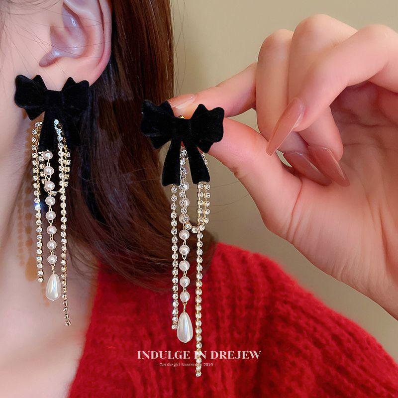 Diamantbesetzte Perlenblatt-Quastenohrringe: Luxuriöses, vielseitiges Design für Eleganz in der Mode