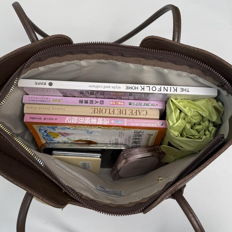 2025 Autumn and Winter New Retro Large-capacity Tote Bag Women's Versatile High-end Handheld Underarm Bag Commuter Shoulder Bag