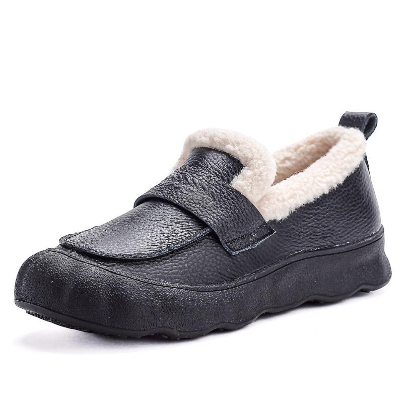 The first layer of cowhide velvet muffin thick-soled leather cotton shoes is fashionable and versatile. Winter warm and non-slip mother shoes