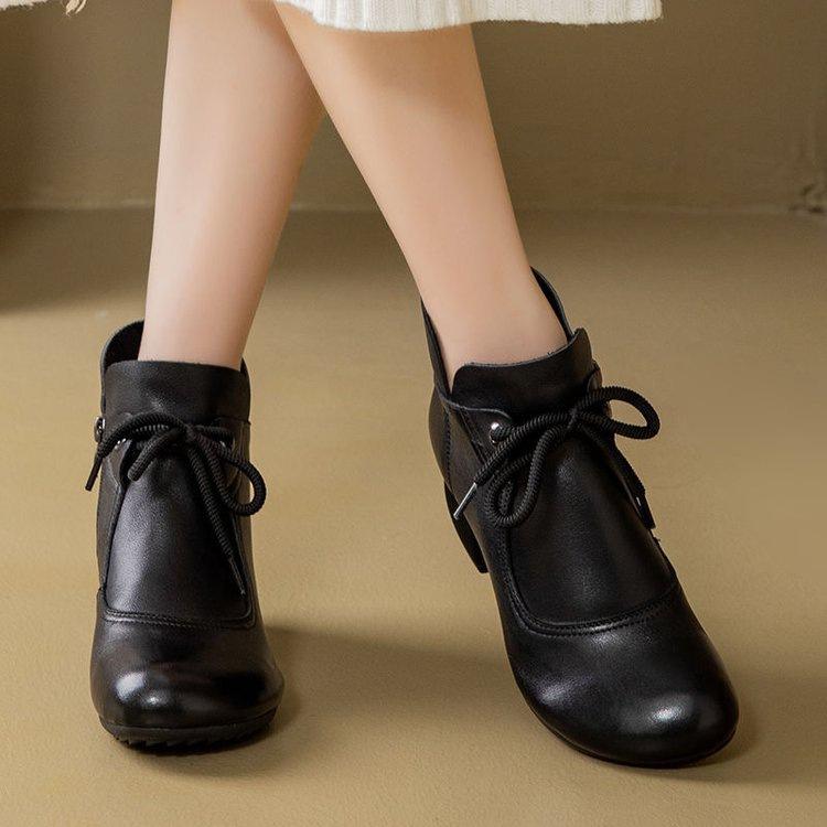 Soft leather cotton boots women's winter mother shoes 2025 new thick heel non-slip versatile warm cheongsam boots fashion short boots