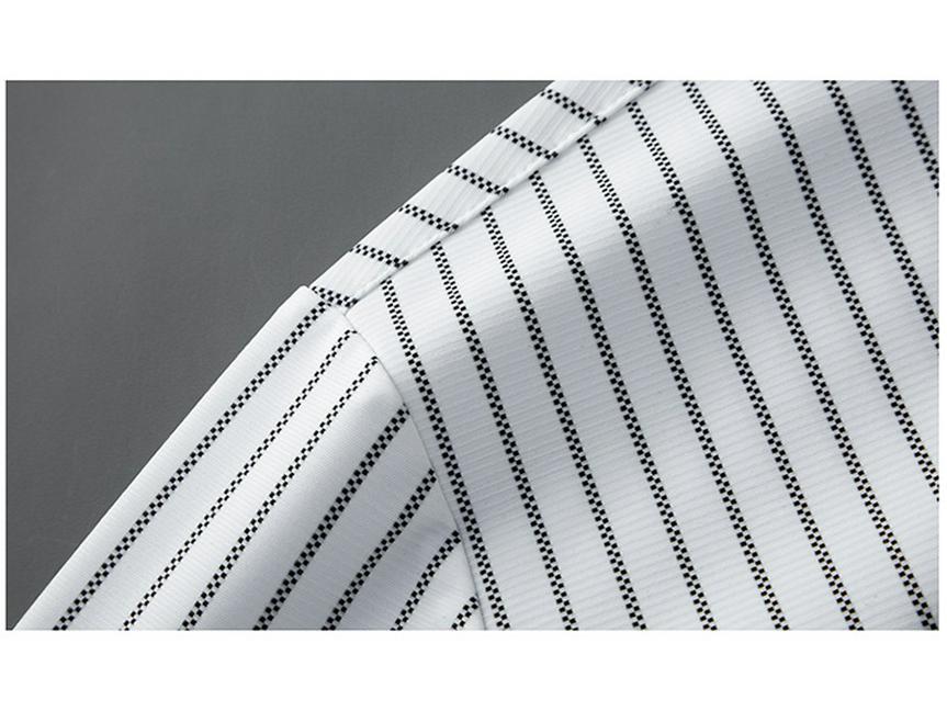 Men's Vertical Striped Short-Sleeve Non-Iron Shirt - Summer Fashion for Dad