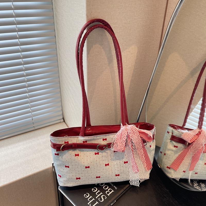 

Autumn new women s texture shoulder bag simple fashion trend niche design casual personality armpit bag синий