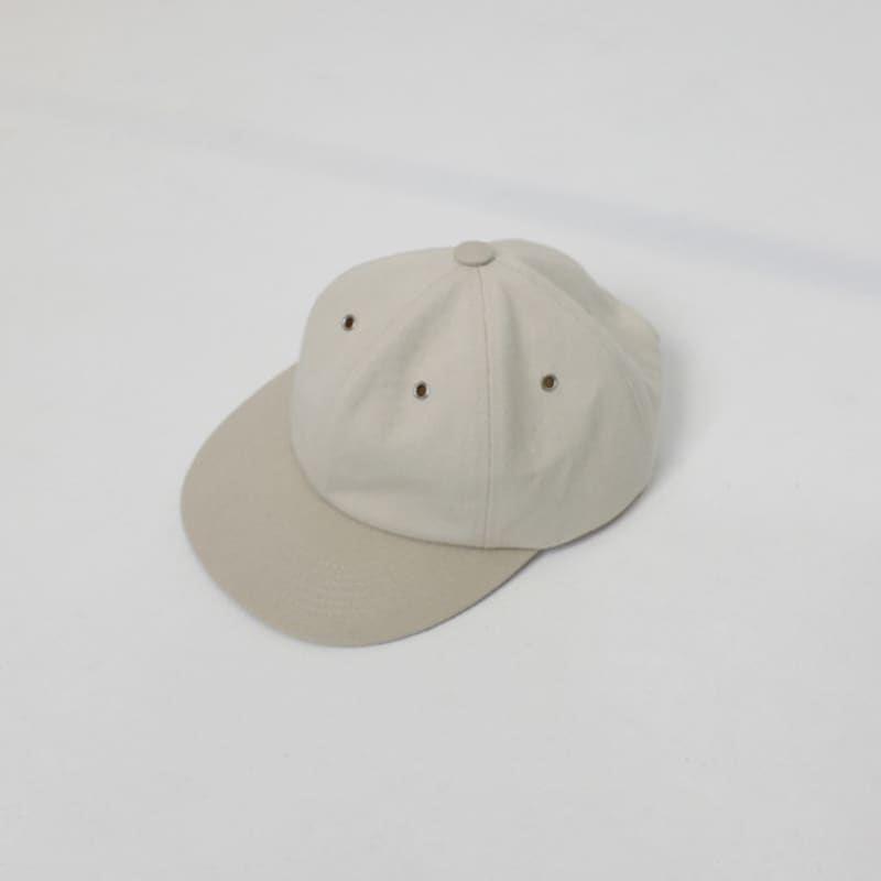 

TAEY eyelet cap_ivory,beige ivory_beige