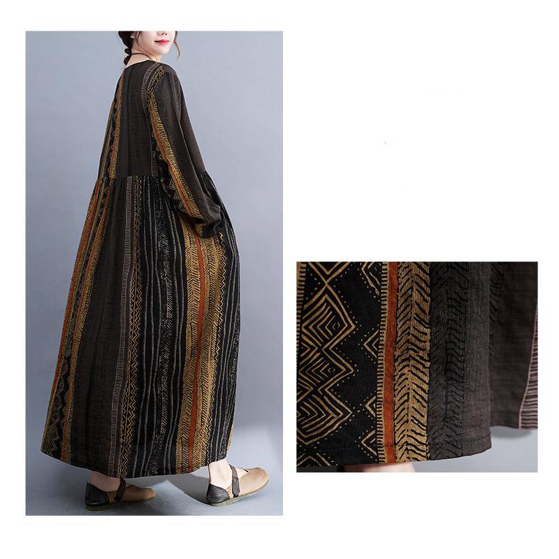 Женские тонкие возрастные платья большого размера в стиле ретро с длинными рукавами — фото 9