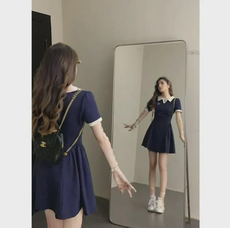 Women's Retro Contrast Collar Polo Dress - Summer 2024 Edition, Pleated Short Waist with Swing Skirt