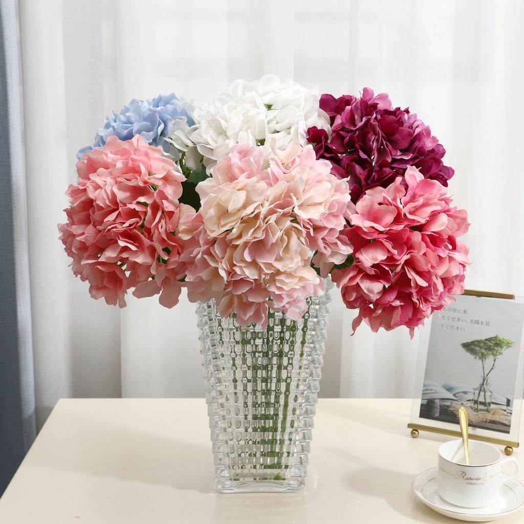 Feel moisturizing simulated Feiyan hydrangea, the studio arranges shooting props flower fake flower hotel front desk flower arrangement ornament