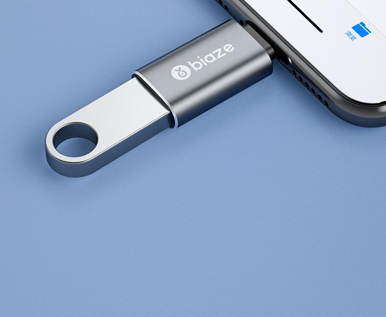 Adaptor Biaz Lightning la USB OTG pentru Dispozitive Apple