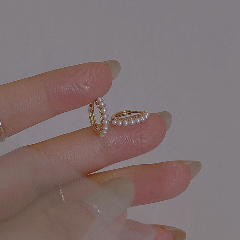 

Sterling Silver Needle Simple and Compact Pearl Earrings 2023 New Trendy Earrings Refined Grace Classy Elegant Stud Earring Pearl earring-Gold