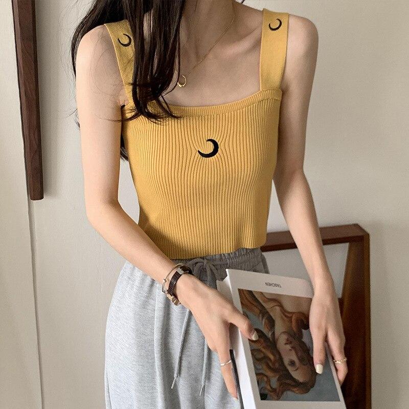 

Летняя мода 2023, женская майка, тонкий вязаный топ в рубчик, с принтом Луны, широкий пояс на бретельках, топ на бретелях, облегающий топ One Size жёлтый