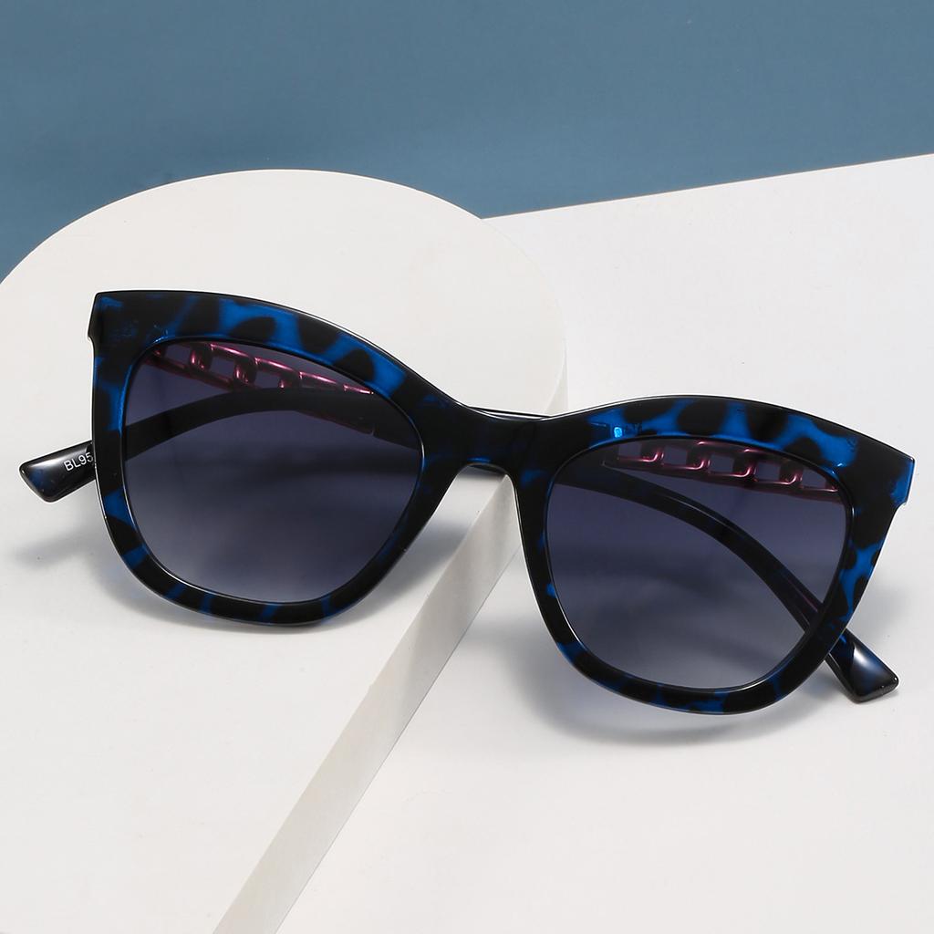 New Metal Chain Hollowed Out Sunglasses Men And Women Trend Retro Street Photography Sunglasses Net Red Same Glasses