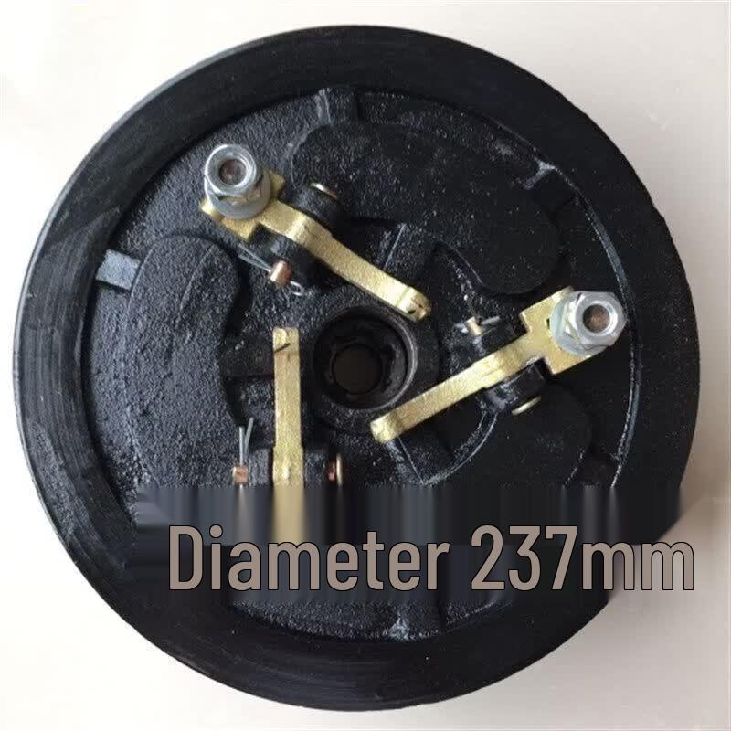 

Agricultural Vehicle Clutch Assembly