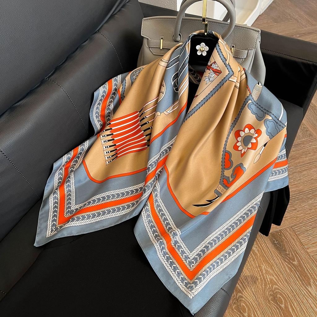 Fashion Twist Silk Scarf Color Block Printed Scarf Twill Silk Large Square Scarf 91x91cm Shawl Sunscreen Travel Headscarf