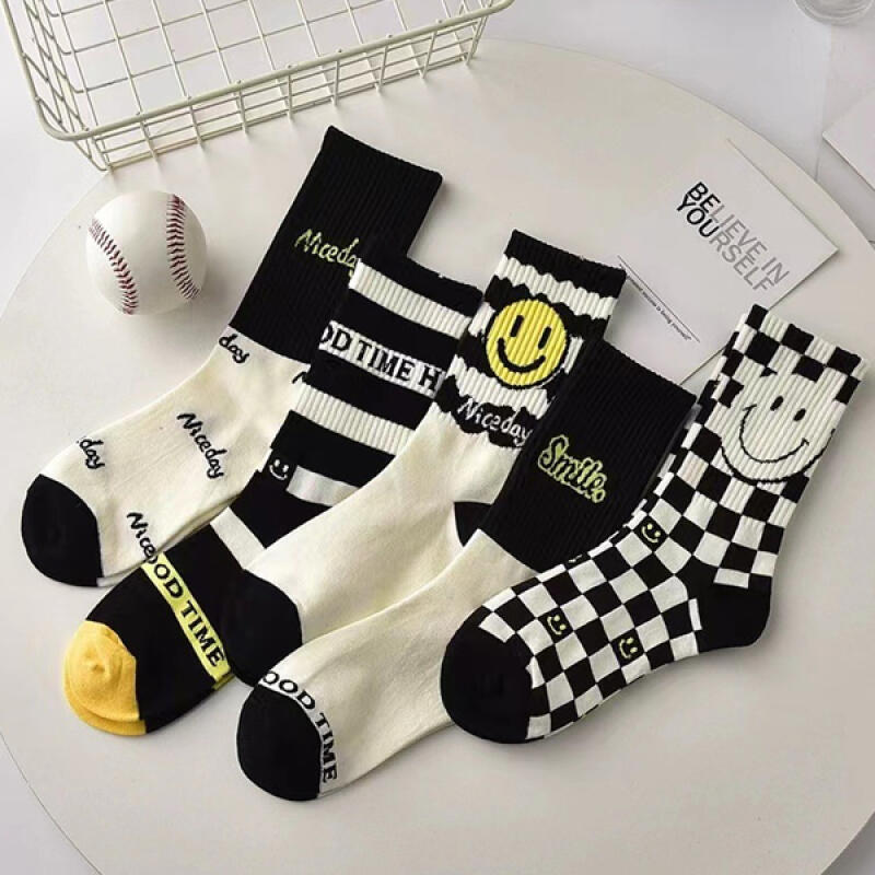 [5-piece set] Tilling Medium Daily Women s Smile Socks 5-piece set