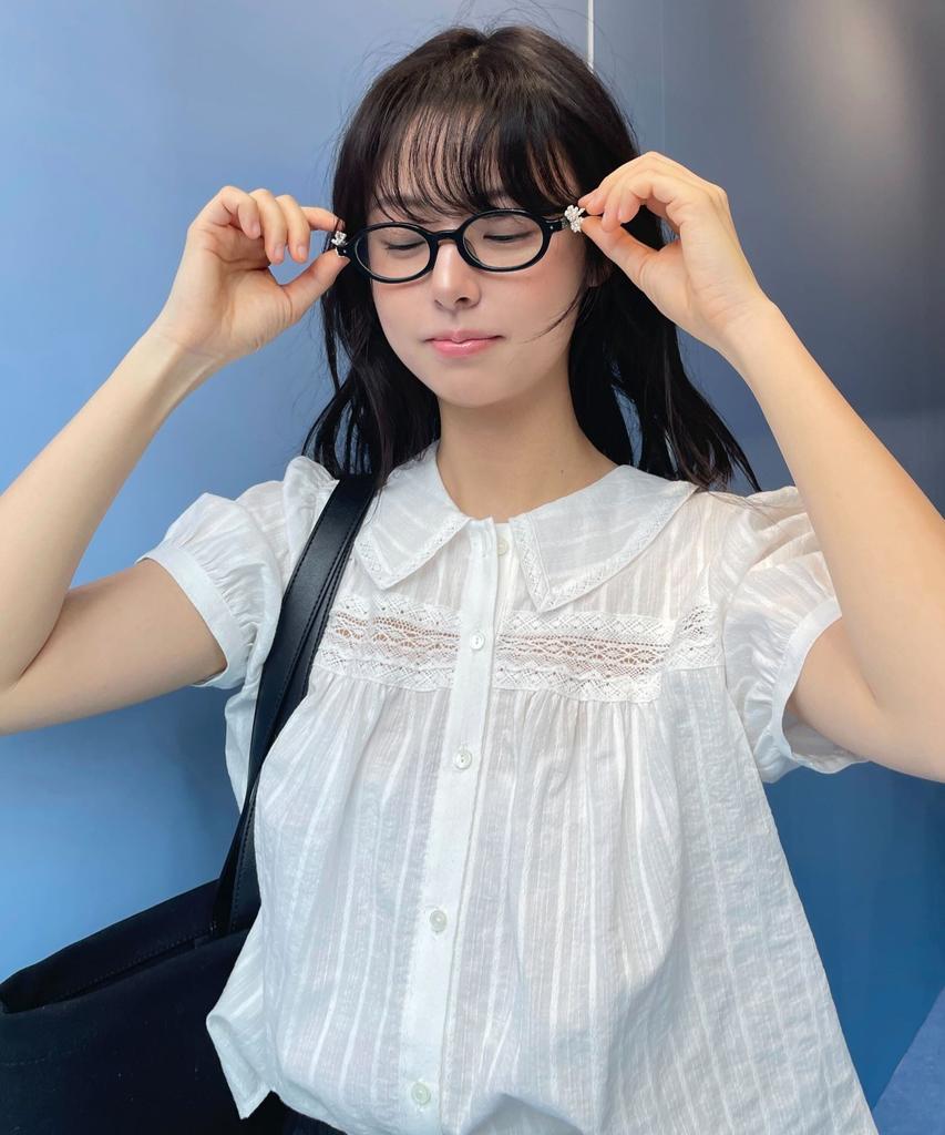 TTUDEMENT Puff Sleeve Short Sleeve Blouse (Ivory)