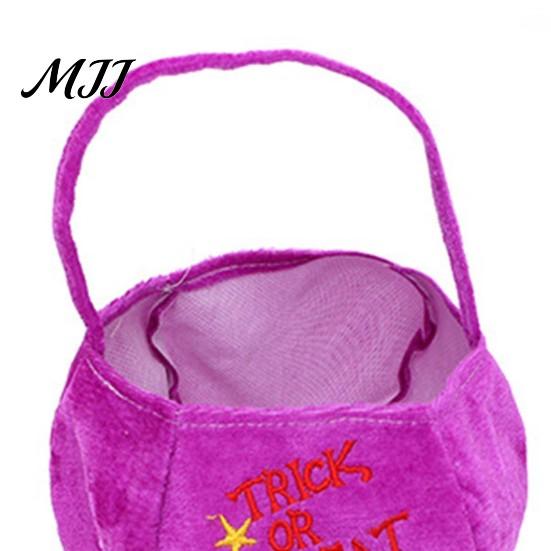 Soft Plush Pumpkin Basket Halloween Candy Bag, Cartoon Velvet Treat Tote for Portable Bucket Kids, Reusable Trick or Handbag, Party Favor