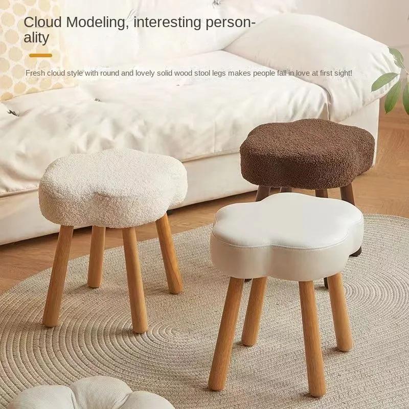 Creative Cloud Makeup Bench Lamb Fleece Dressing Stool Makeup Chairs Cute Vanity Chair Light Luxury Home