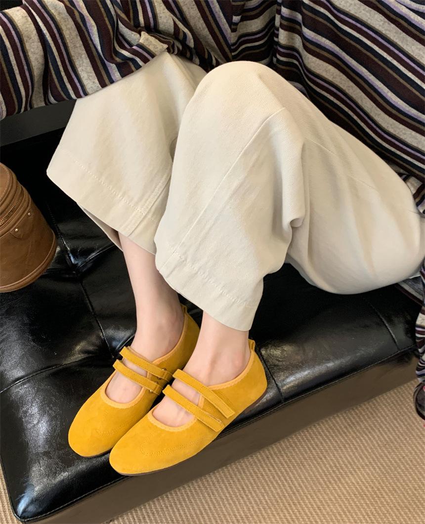 

Ретро туфли Мэри Джейн женские 2025 новые корейская версия удобные простые универсальные на липучке плоские одинарные туфли женская обувь 39 жёлтый