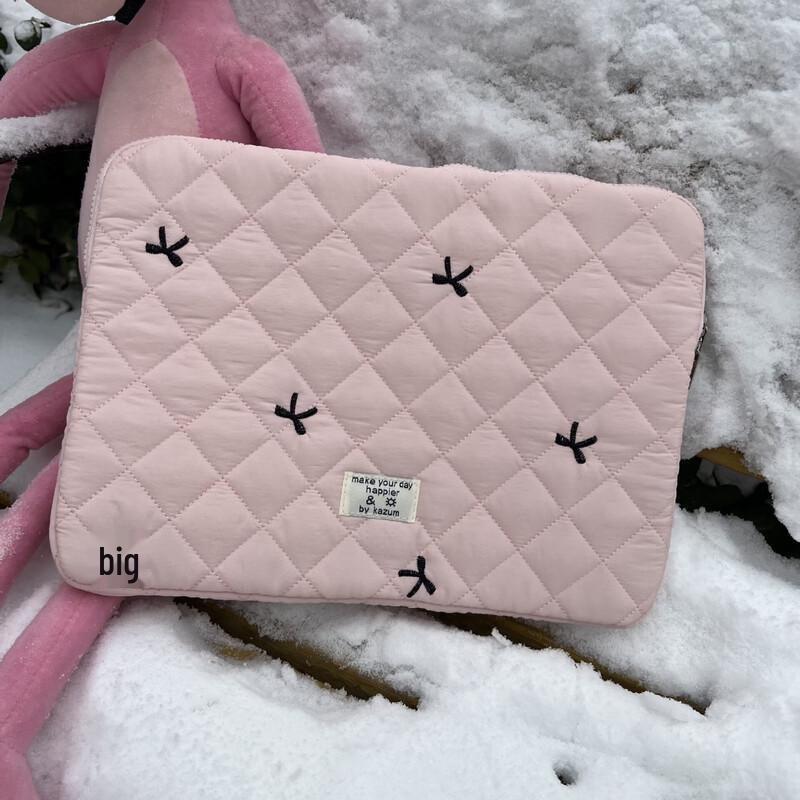 Lee Shen Tablet Laptop Sleeve with Bow