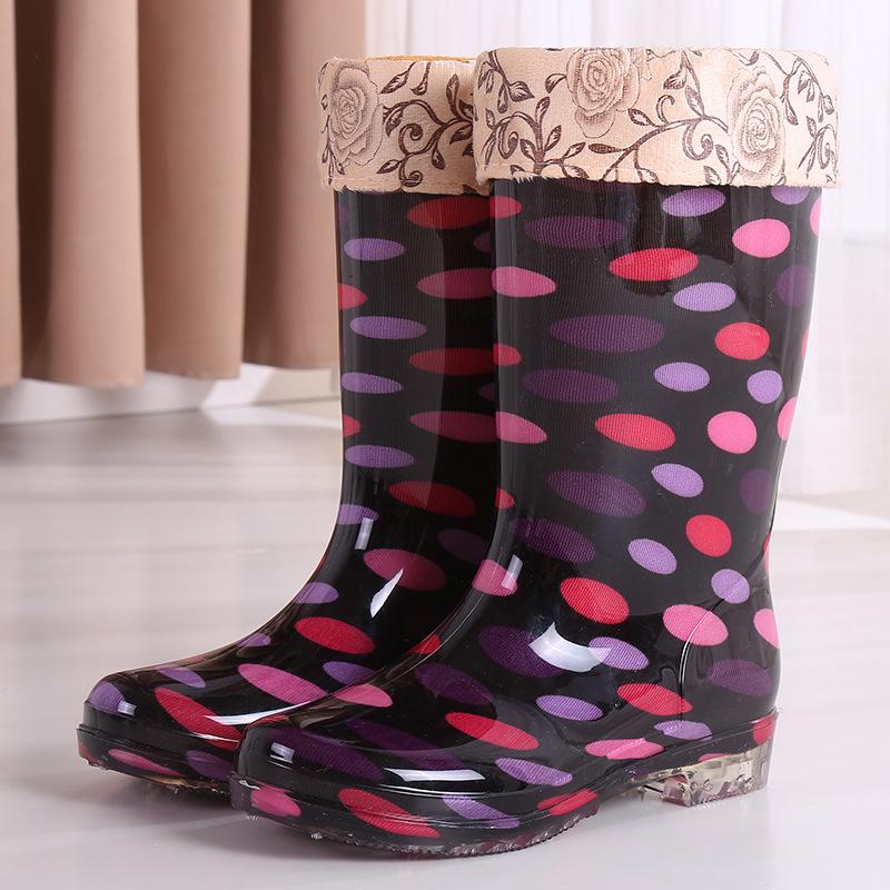 Fashion outer wear medium tube waterproof shoes rain shoes rain boots women's summer kitchen work rubber shoes adult treading overshoes non-slip