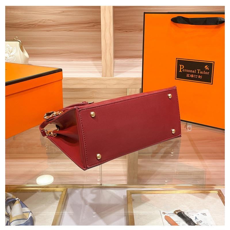 W.D.POLO Gives Mom A Wedding Bag 2023 New Atmospheric Mother-in-law Lady Middle-aged Red Handbag Atmospheric Crossbody Bag