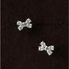 Exquisite and Compact Bow-shaped Earrings for Women, Light Luxury Earrings, Fashionable and Versatile Jewelry.