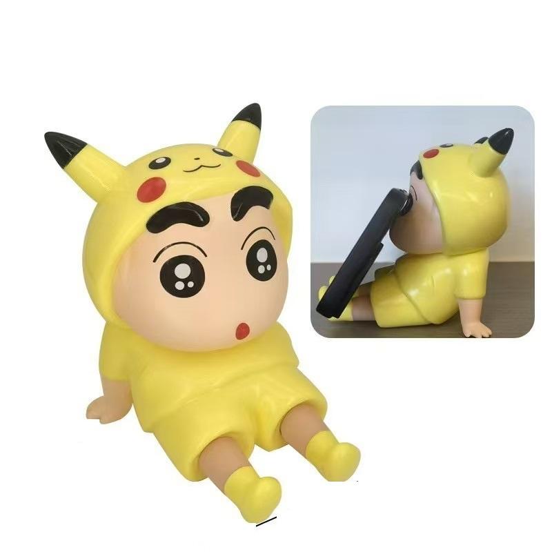 Figurky Crayon Shin-Chan Držák na telefon Kawaii Anime Stolní ozdoby Kreslený Sledování TV Podpora telefonu Roztomilé panenky Dekorace