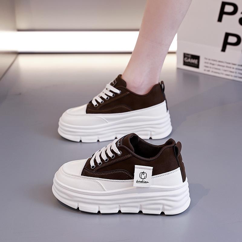 New Casual Women's Shoes Fashionable Thick Baseplate Shoes Inner Height Increase Student Sports Shoes Korean Version Large Size Trendy Shoes Women