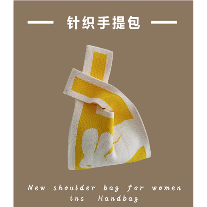 Knitted bag Girls vest bag Small square bag New knitted bag Hand bag Knitted bag Oblique span