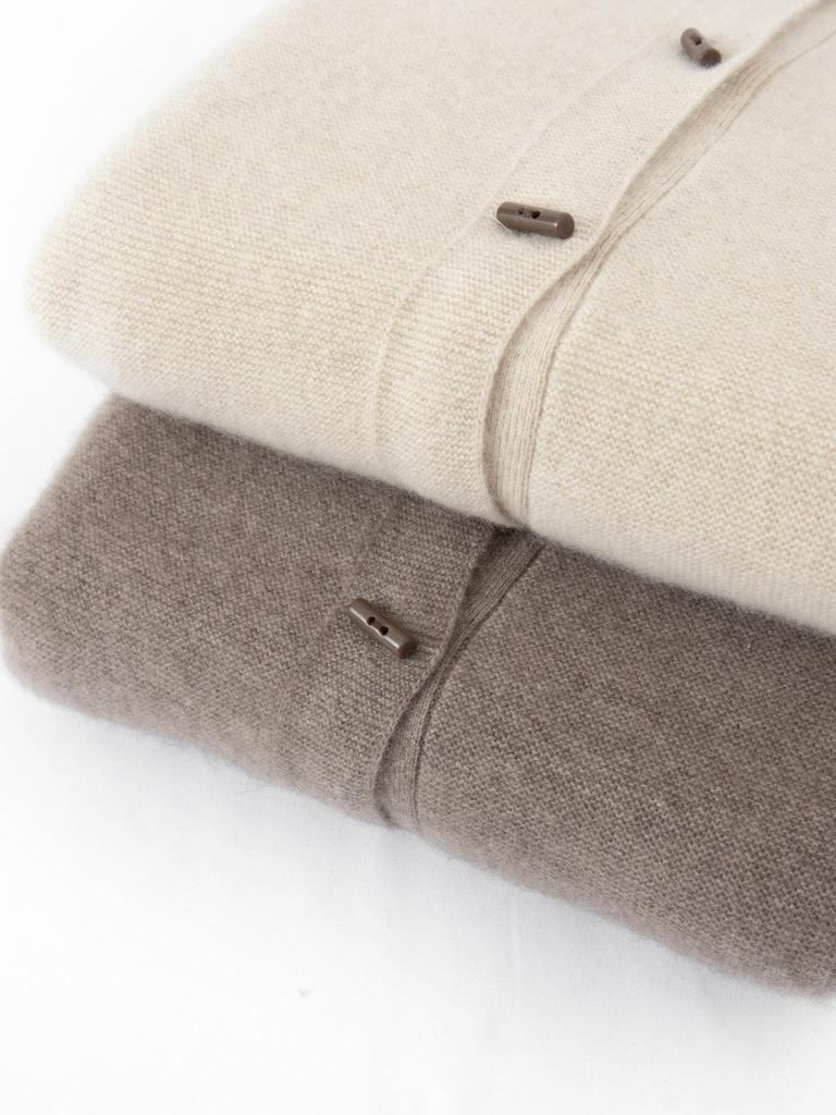Women's 100% Pure Cashmere Round Neck Button Cardigan - Autumn/Winter Knitwear
