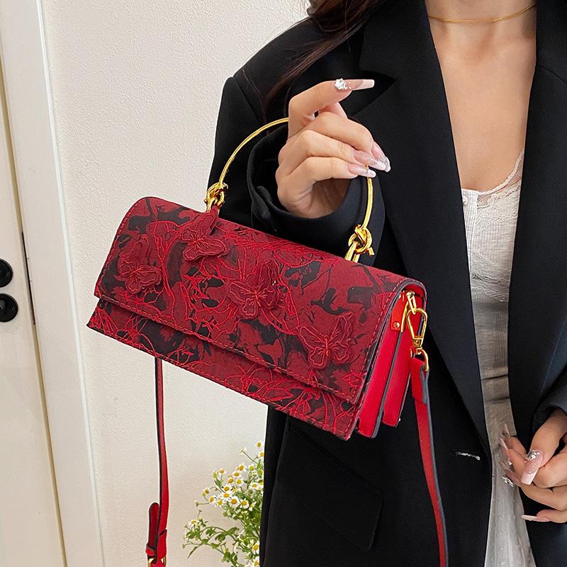 Bags Bags 2025 New Forest Sweet Girl Fashion Lace Butterfly Foreign Shoulder Chain Small Square Bag Tide