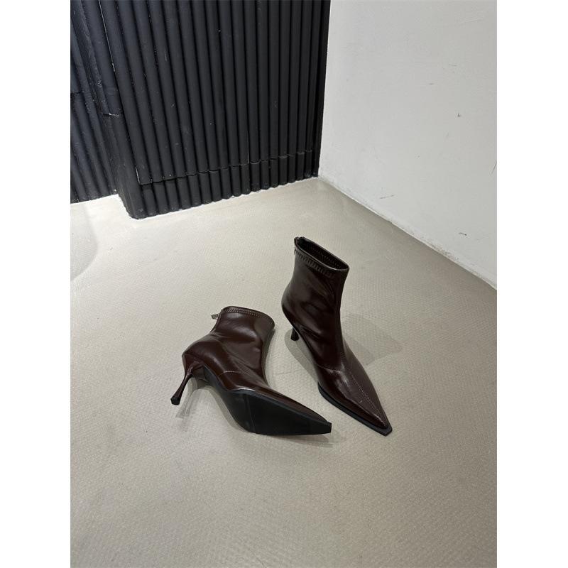 2025 Autumn and Winter New Fashion Versatile Pointed Simple Niche Design Fashion Boots Thin Heel Thin Boots Martin Boots