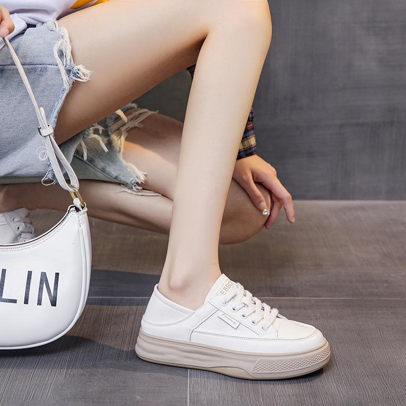 Lazy Two Wear Little White Shoes Women's Autumn New Versatile Flat-bottomed Casual One-pedal Board Shoes