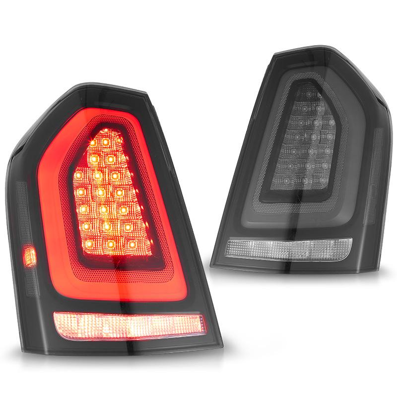 

Светодиодный задний фонарь в сборе с динамичным указателем поворота для 11-14 Chrysler 300C чёрный