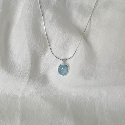 Natural Aquamarine Moonstone Necklace for Women In Summer Niche Design High-end Oval Pendant Snake Bone Chain French Gentle
