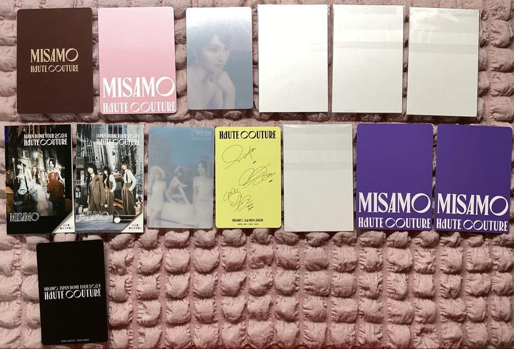 [USED] MISAMO First Deluxe Edition haute couture with 12 trading cards