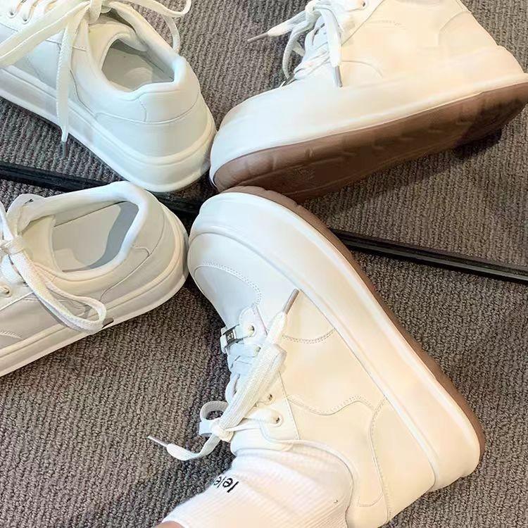 Women's little white shoes 2025 new popular summer light and breathable increase thick soft versatile non-slip casual sports shoes